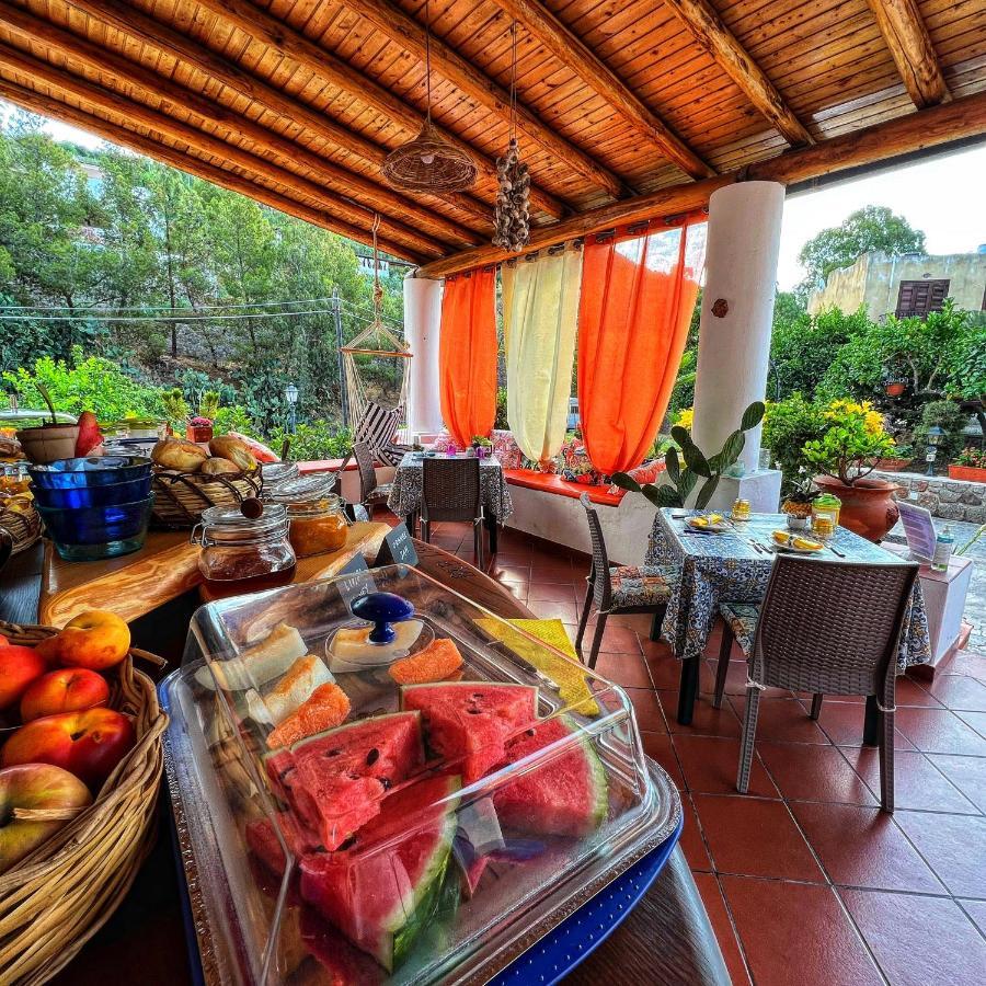 Lauricella Bed And Breakfast Lipari  Exterior photo